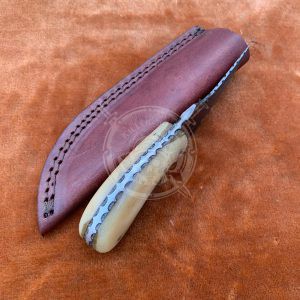 Deer Skinning Knife Handmade Damascus steel  With Sheath - Image 4