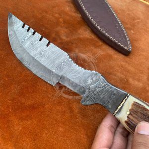 Stunning Custom Hand Forged Damascus Steel Survival Tracker With Leather Sheath - Image 3