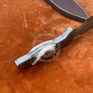 Stunning Custom Hand Forged Damascus Steel Survival Tracker With Leather Sheath - Image 5