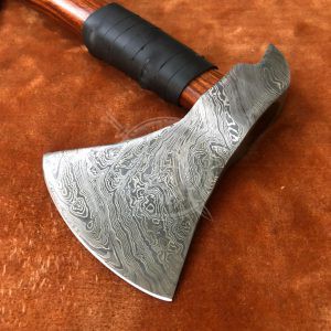ViKing Axe Custom Hand Forged Damascus Twist Pattern Tomahawk - Image 3